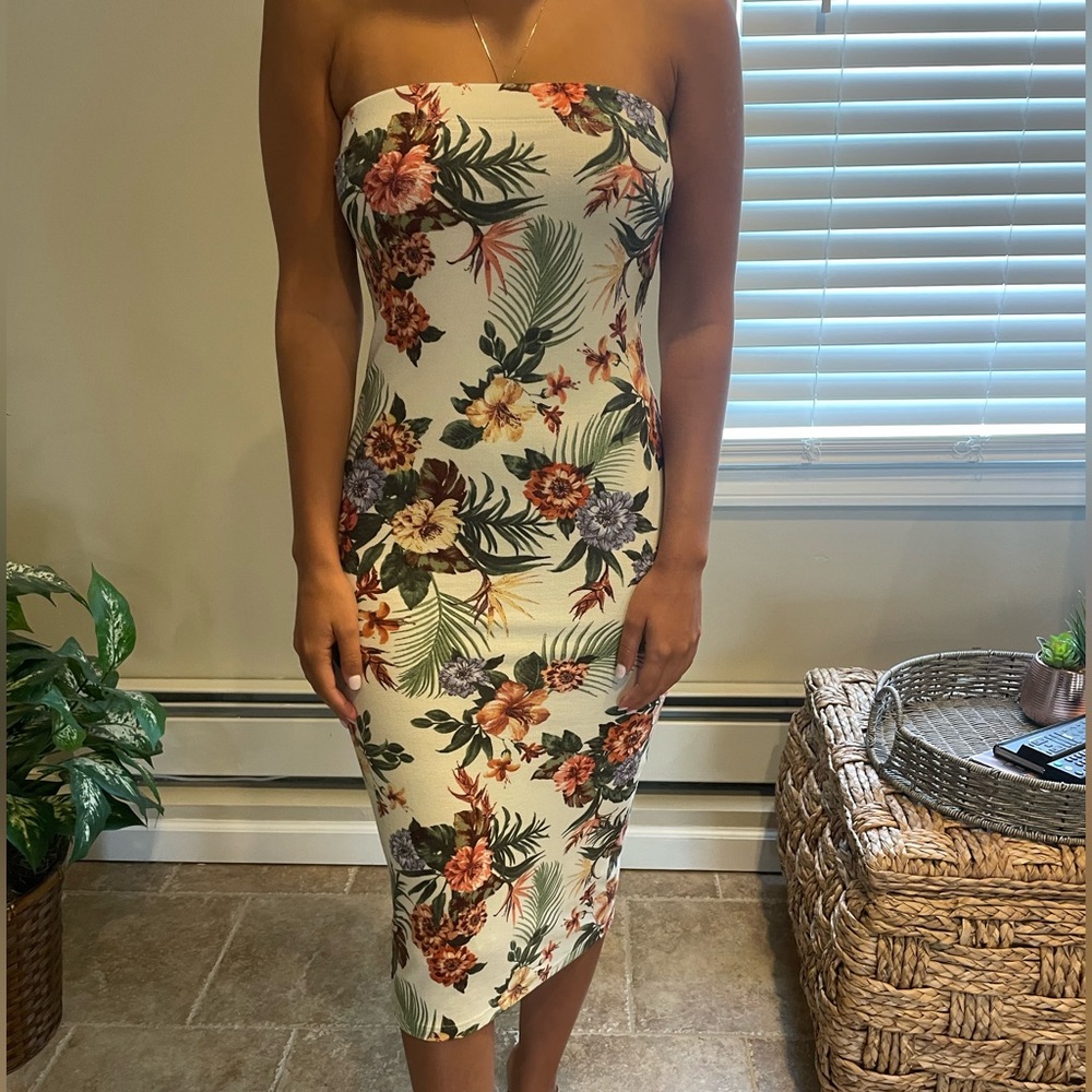 Tropical strapless midi dress